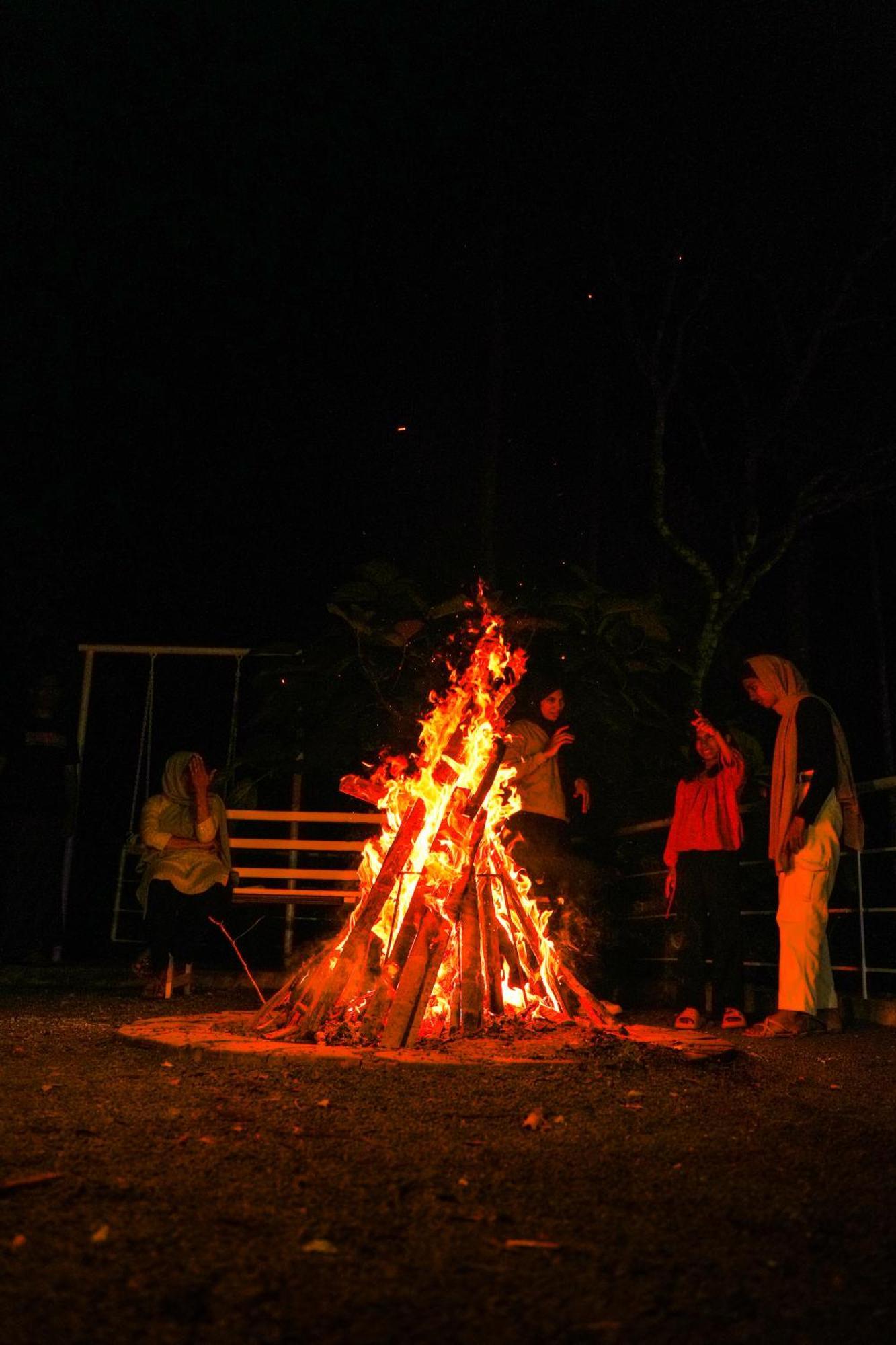 Haze Woods Resort Vaduvanchal Ngoại thất bức ảnh