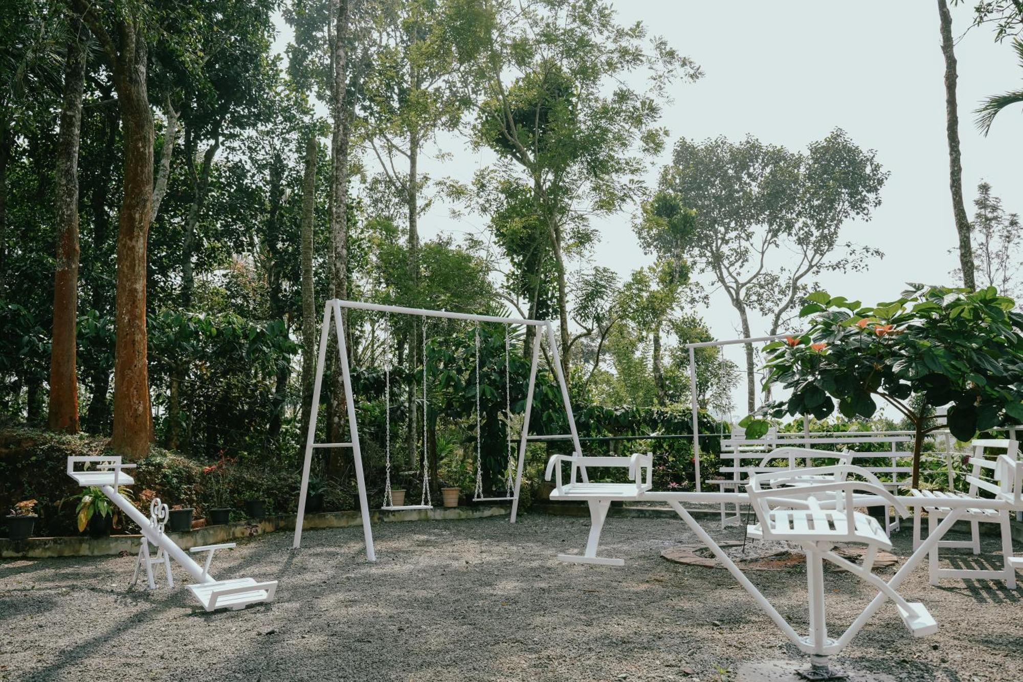 Haze Woods Resort Vaduvanchal Ngoại thất bức ảnh