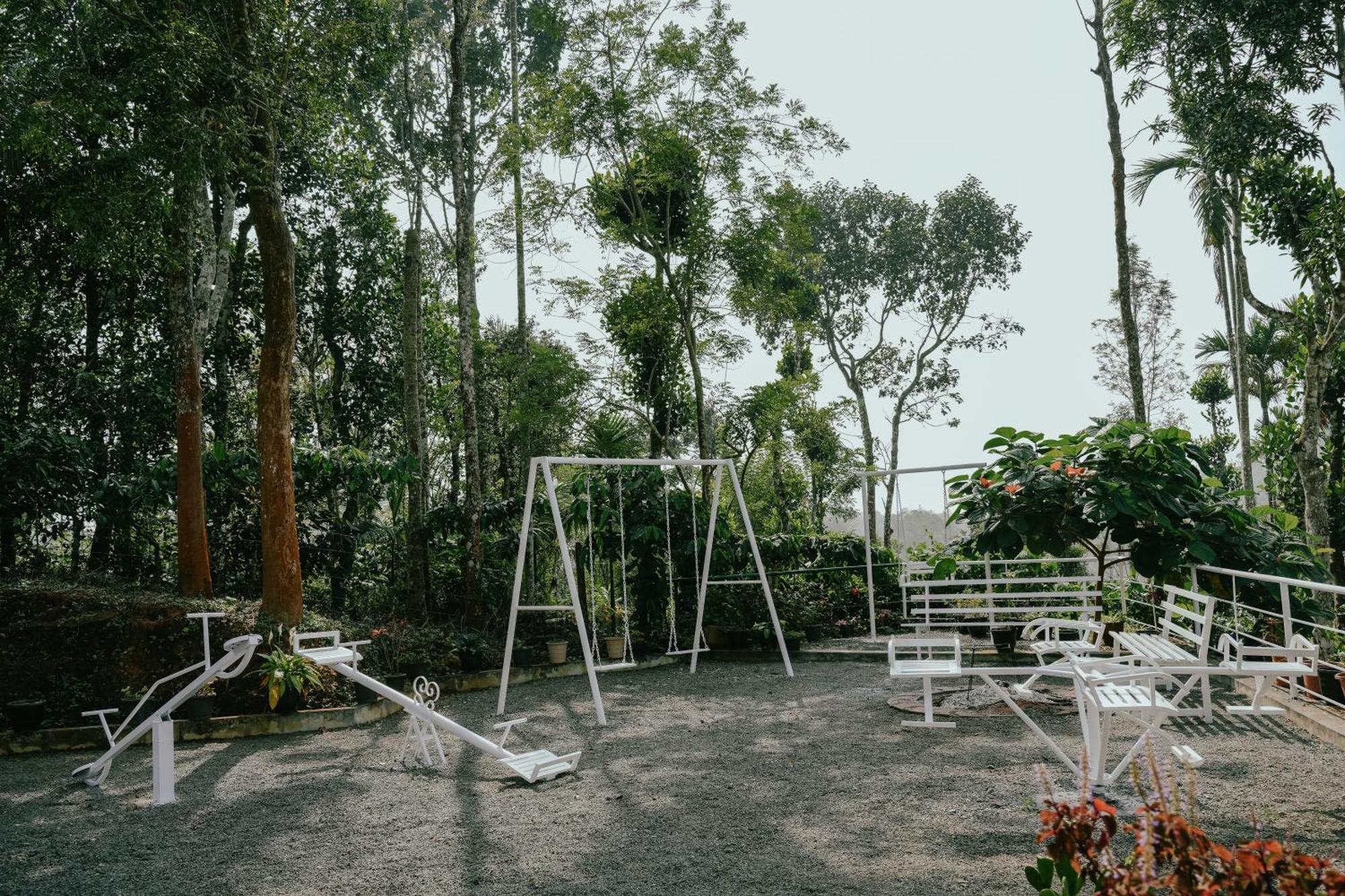 Haze Woods Resort Vaduvanchal Ngoại thất bức ảnh