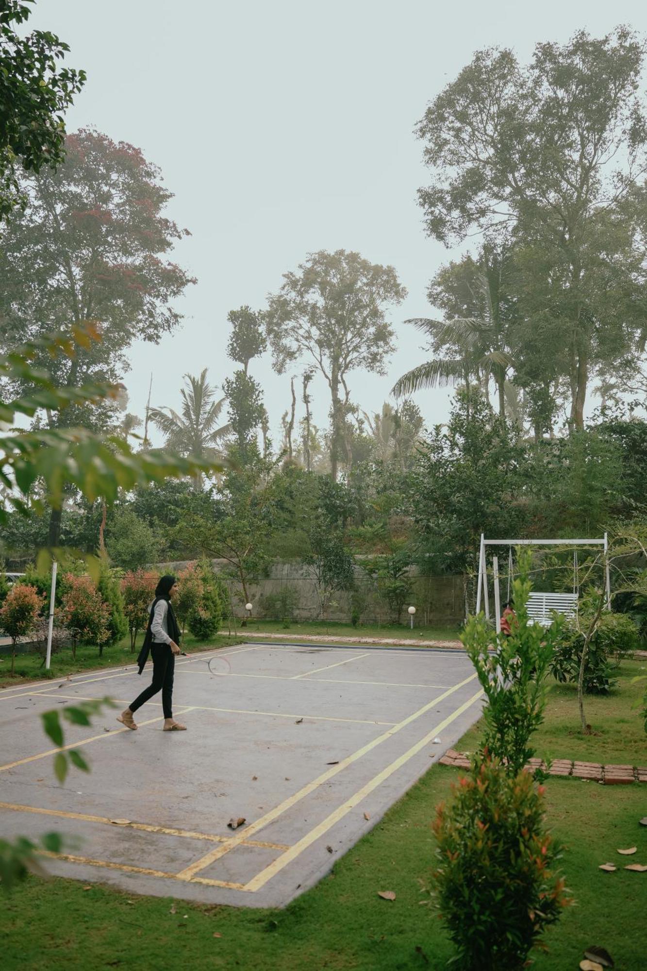 Haze Woods Resort Vaduvanchal Ngoại thất bức ảnh