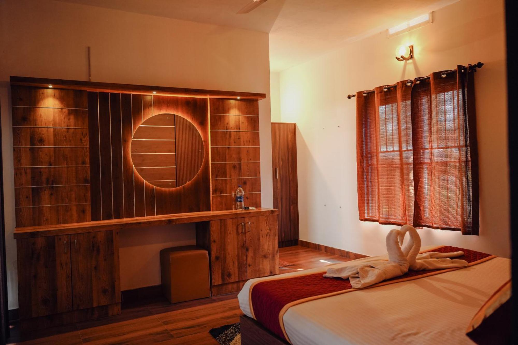 Haze Woods Resort Vaduvanchal Ngoại thất bức ảnh