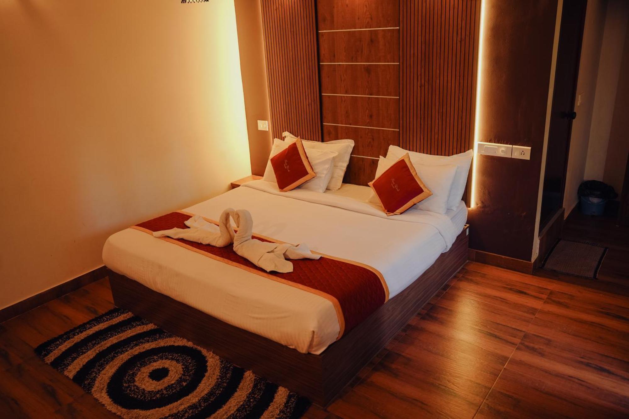 Haze Woods Resort Vaduvanchal Ngoại thất bức ảnh